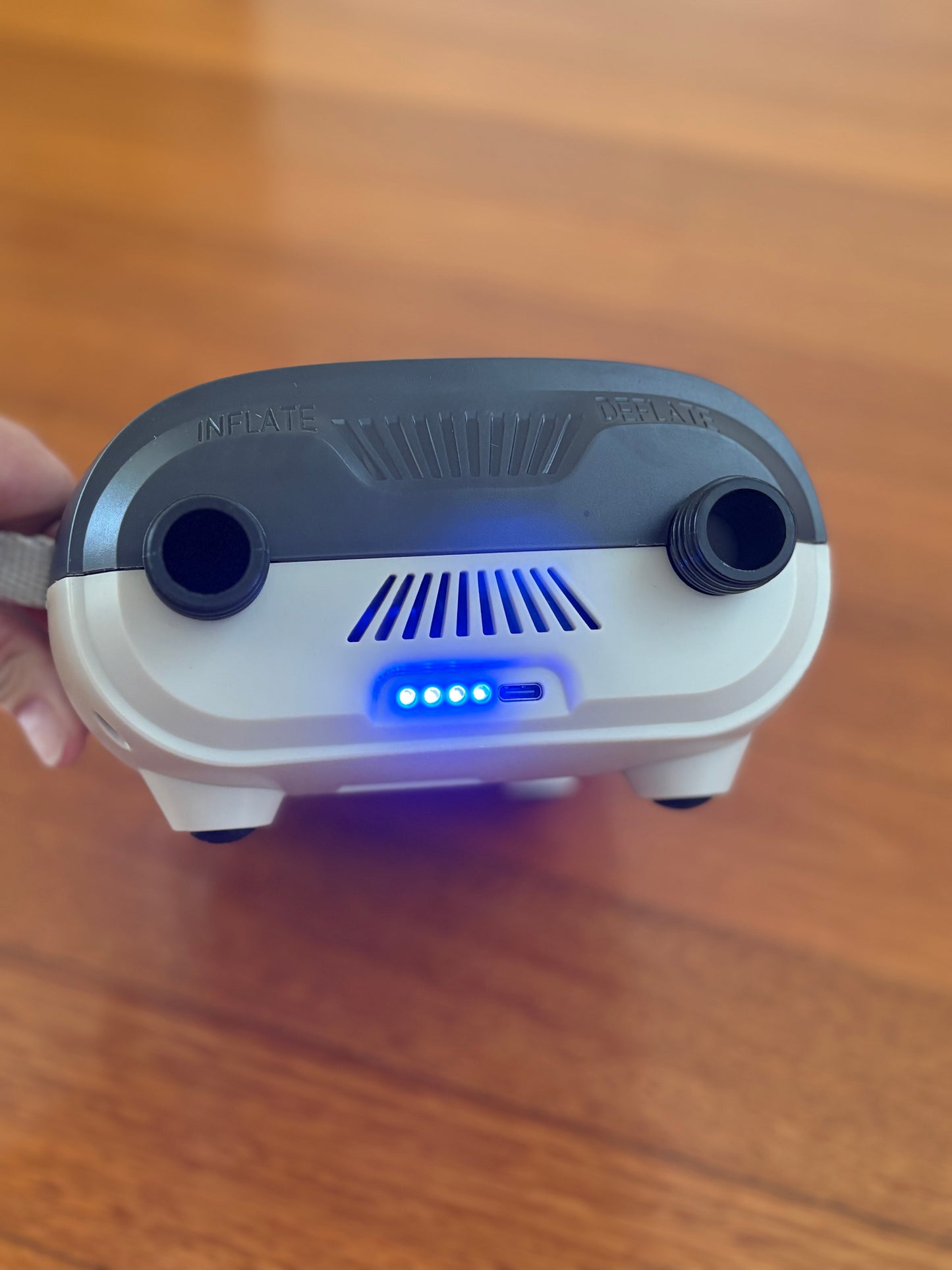 Cordless Pro Pump (12V + Battery)Inflate anywhere. No cords. No hassle.
